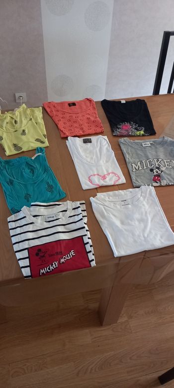 Lot de 8 tee shirt taille S