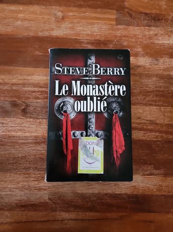 Livre : Le monastère oublié