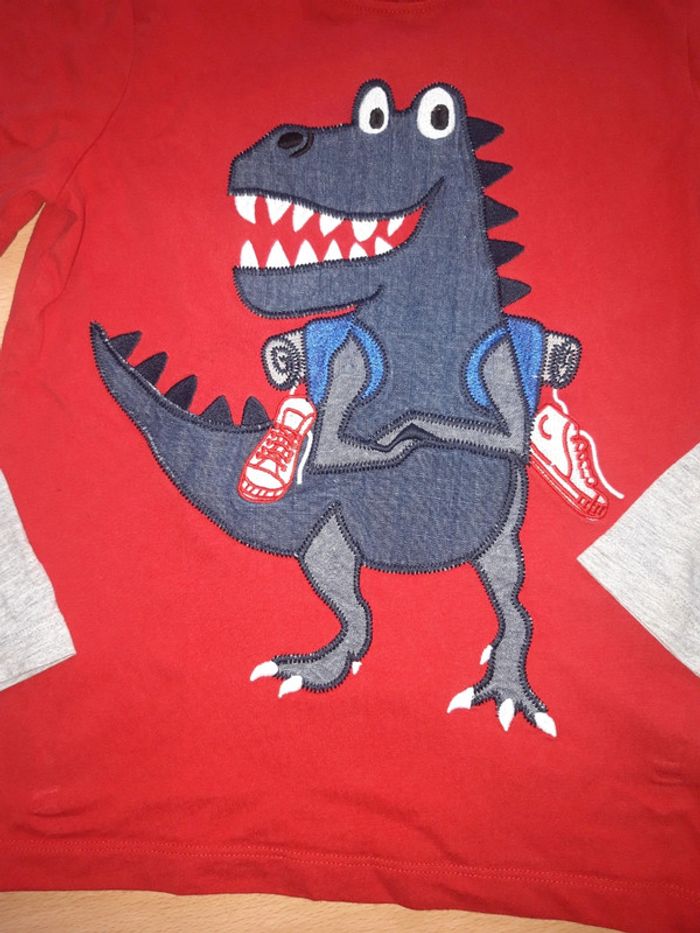 Tee-shirt 134 cm - photo numéro 2