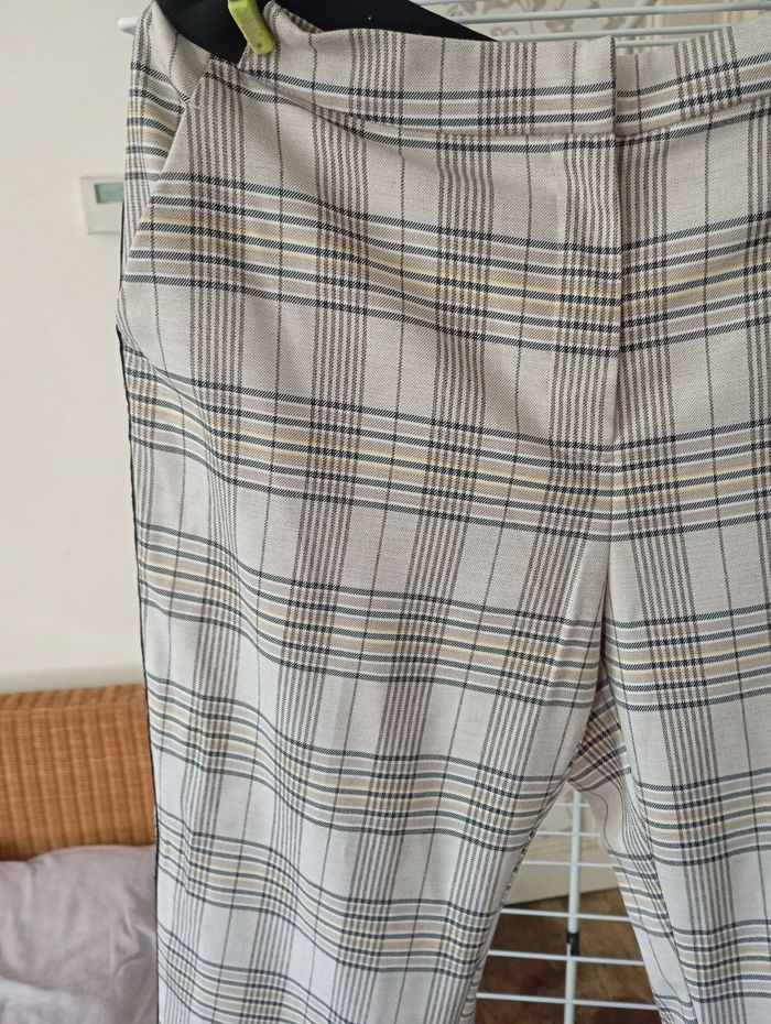 A vendre pantalon femme - photo numéro 4