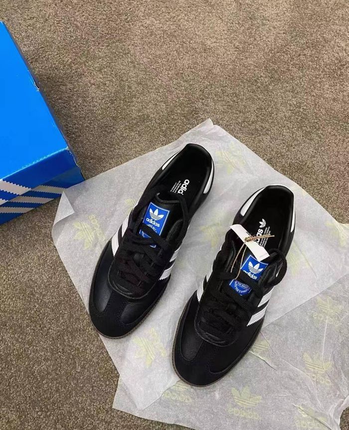 Baskets Adidas - photo numéro 7