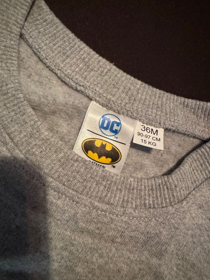 Sweat Batman 36 mois neuf - photo numéro 4