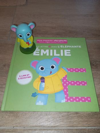 Livre E mon premier abécédaire hachette