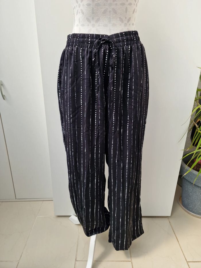 Pantalon Léger Fluide Noir Imprimé Blanc - photo numéro 2