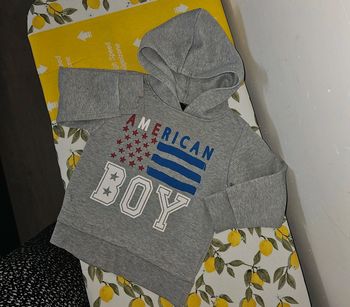 Pull à capuches 3ans