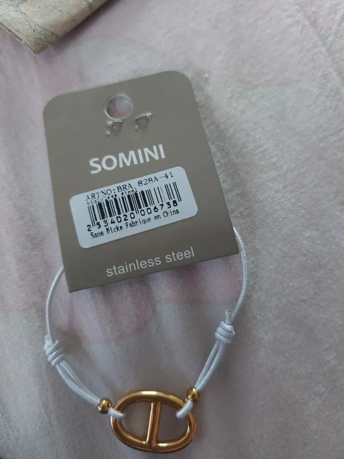Joli bracelet cordon élastique - photo numéro 2