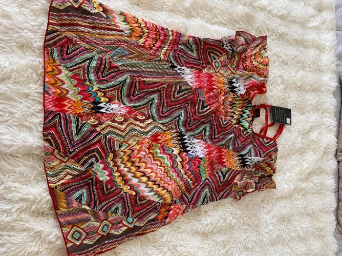 Tunique à motifs colorés taille S/M neuve avec étiquette - photo numéro 4