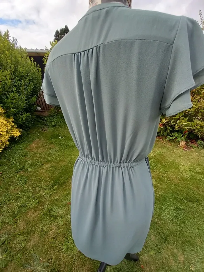 Robe courte - photo numéro 3