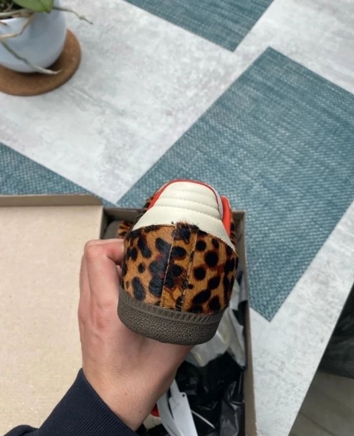 Adidas Sanba OG Rouge Leopard 41 - photo numéro 4