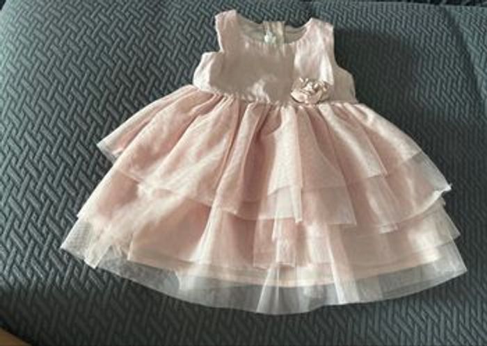 Robe neuf cérémonie