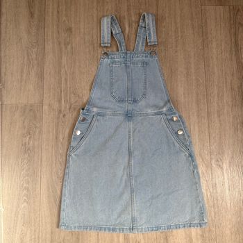 Jupe salopette en jeans