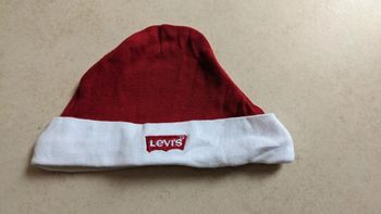 Bonnet naissance Levi's
