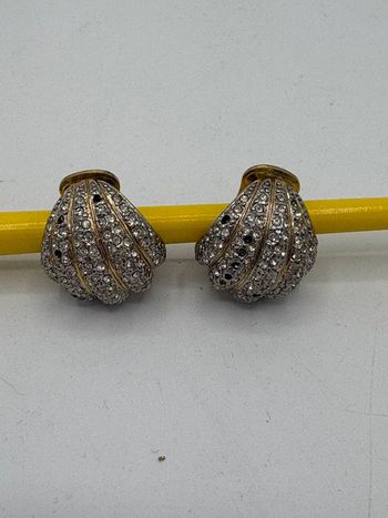 Boucles d’oreilles clip coquillages strass vintage