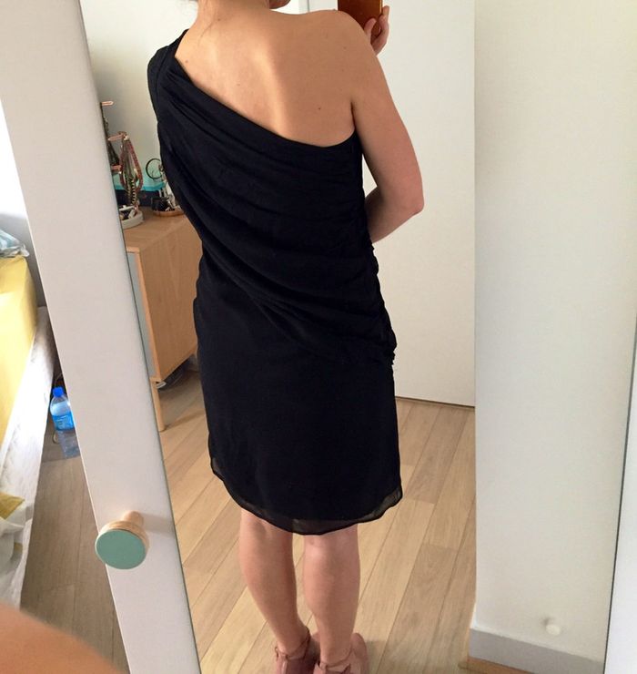 Robe asymétrique noire Les Petites - photo numéro 3