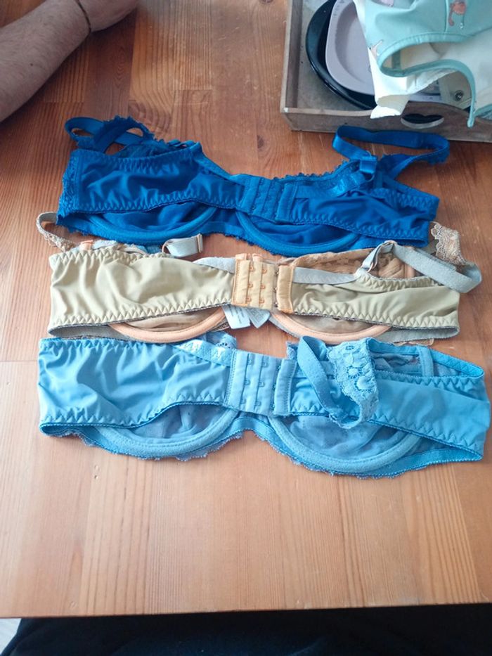 Soutien gorge - photo numéro 2