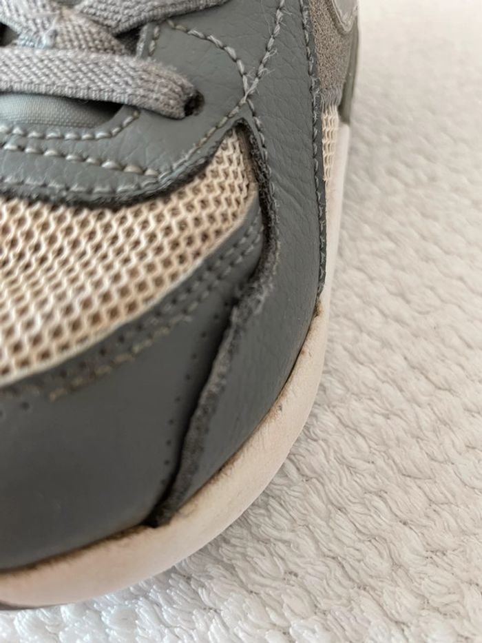 Baskets Nike Air fille grises et roses 26 - photo numéro 4