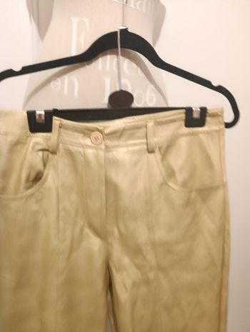 Pantalon Chantal B en simili– Taille M – Doré, idéal fêtes !