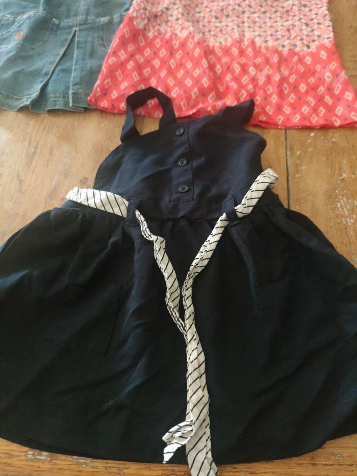 Lot de 5 robes 12 mois - photo numéro 4