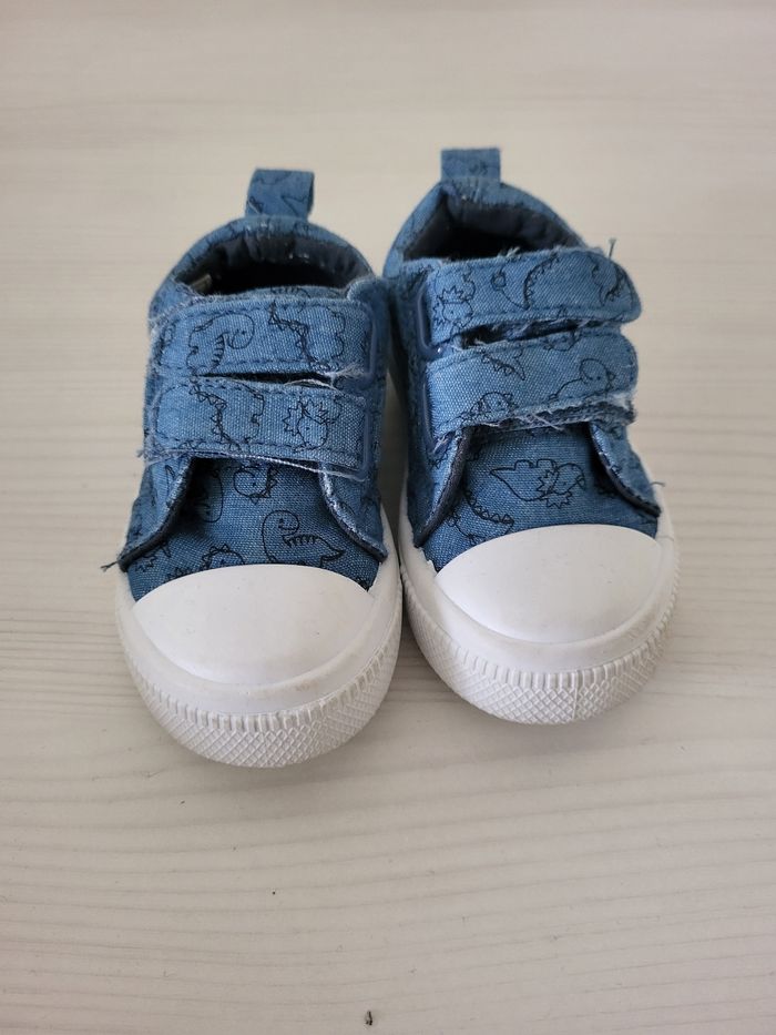 Basket bébé taille 20