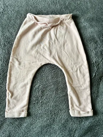 Pantalon à donner avec un achat de votre choix