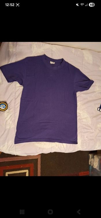 T-shirt violet
