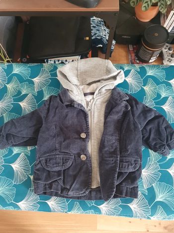 Pull taille 6 mois
