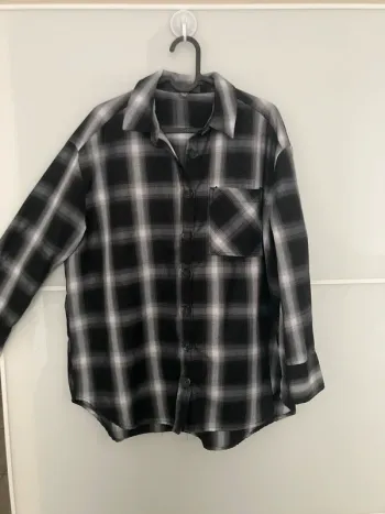 Chemise chaude noire grise et blanche