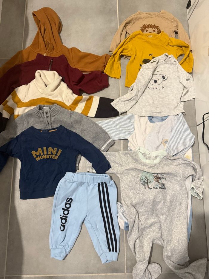 Lots de vêtements 9 mois