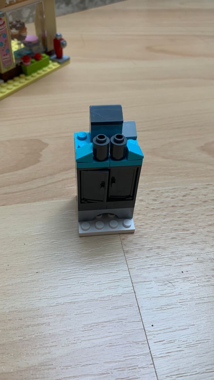 Lego Friends 41006-Boulangerie d’Heartlake City - photo numéro 4