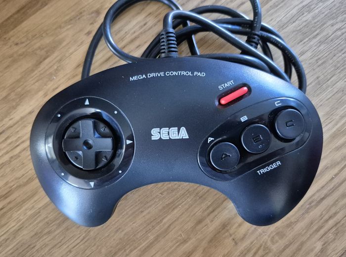 Manette officielle SEGA Megadrive - Control Pad - En boite - Bouton Rouge - photo numéro 9