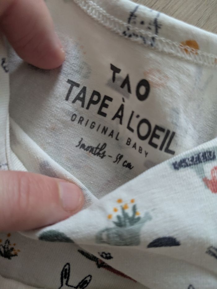 Lot bodies manches longues 3mois - photo numéro 3