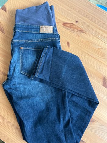 Jeans de grossesse taille 36. H&M