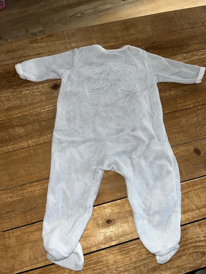 Lot de pyjamas - photo numéro 11