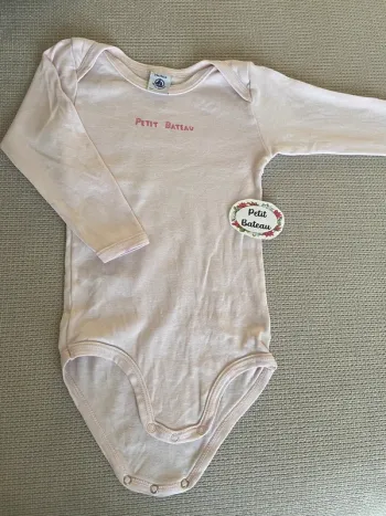 Body Petit Bateau manches longues 24 mois
