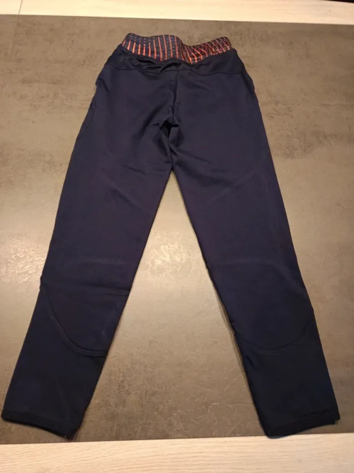 Vends legging de sport enfant Domyos taille 10 ans . - photo numéro 3