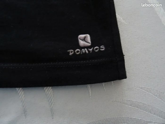 T-shirt manches courtes
Stretch tailke 38 - photo numéro 2