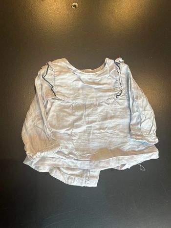 Blouse bleu clair