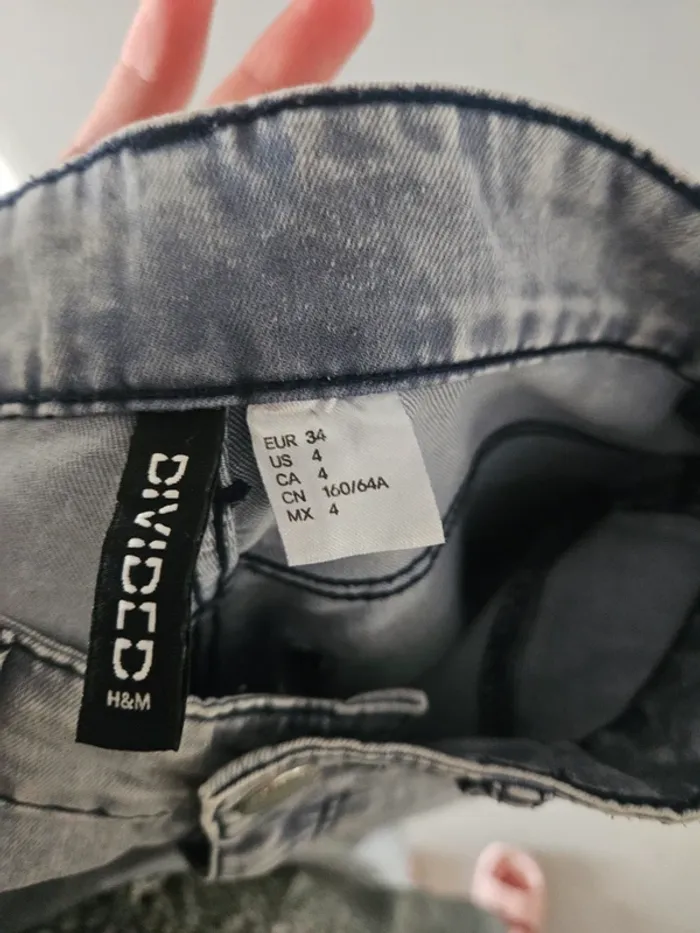 Jean skinny gris délavé taille 34 – Divided (H&M) - photo numéro 5