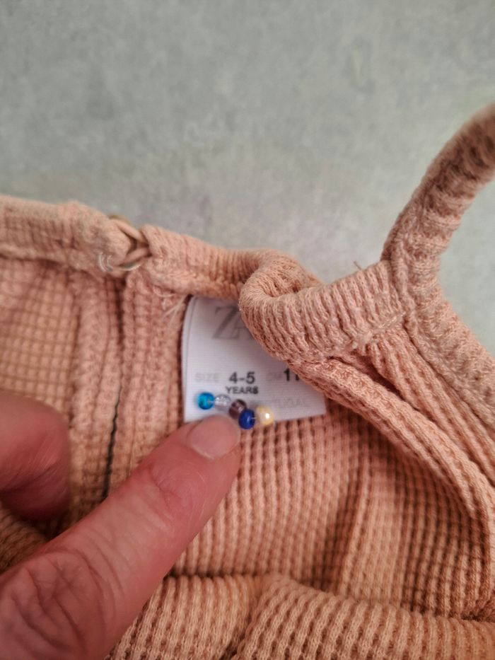 Combinaison zara 4/5 ans - photo numéro 3