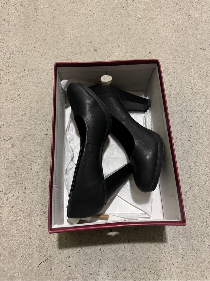Escarpins noirs - photo numéro 7