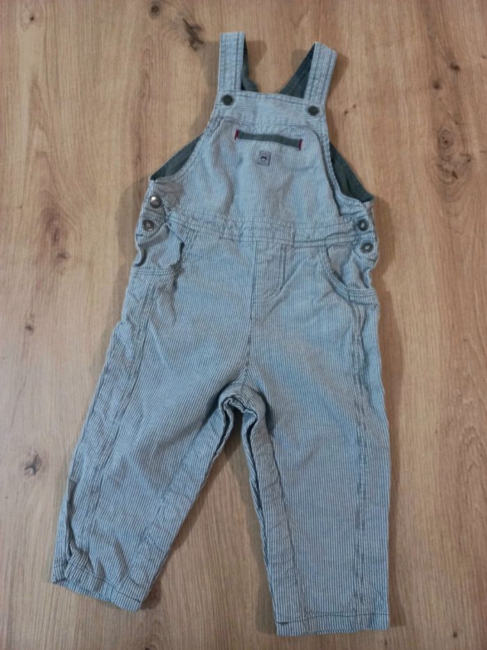 Salopette & t-shirts gilet - photo numéro 6