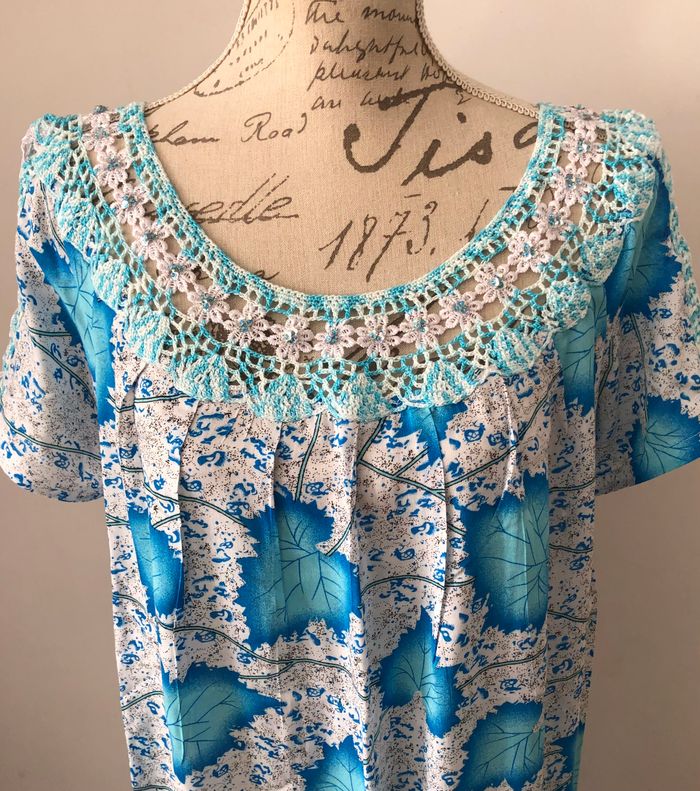 Djellaba blanche et bleue - photo numéro 3