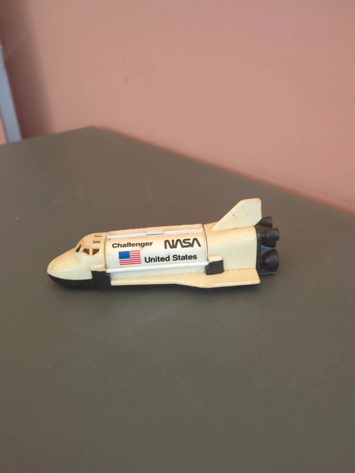 navette spatiale nasa 1980