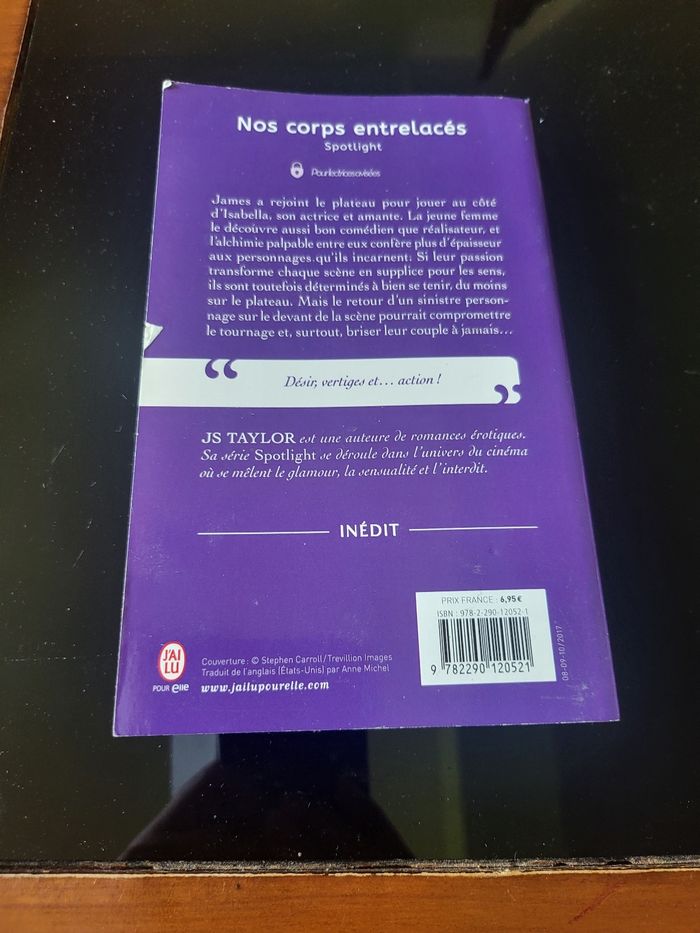 Livre 📖 nos corps entrelacés - photo numéro 3