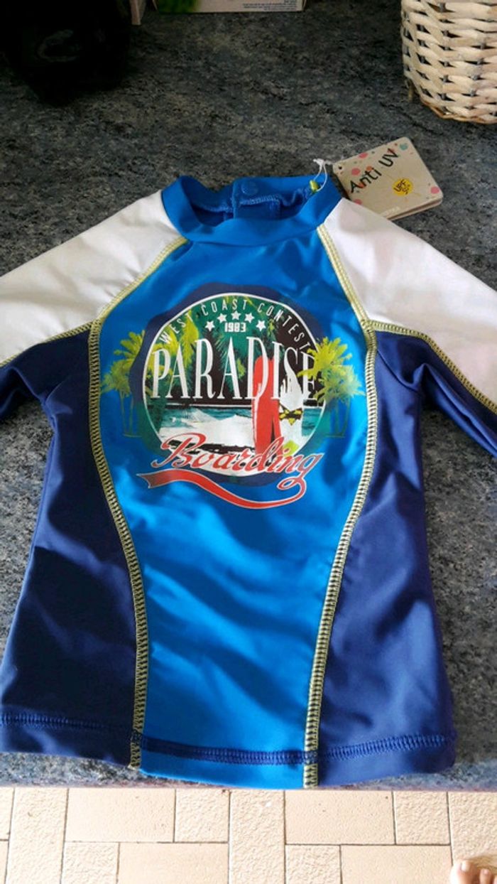 Tee shirt anti uv 12 mois - photo numéro 2