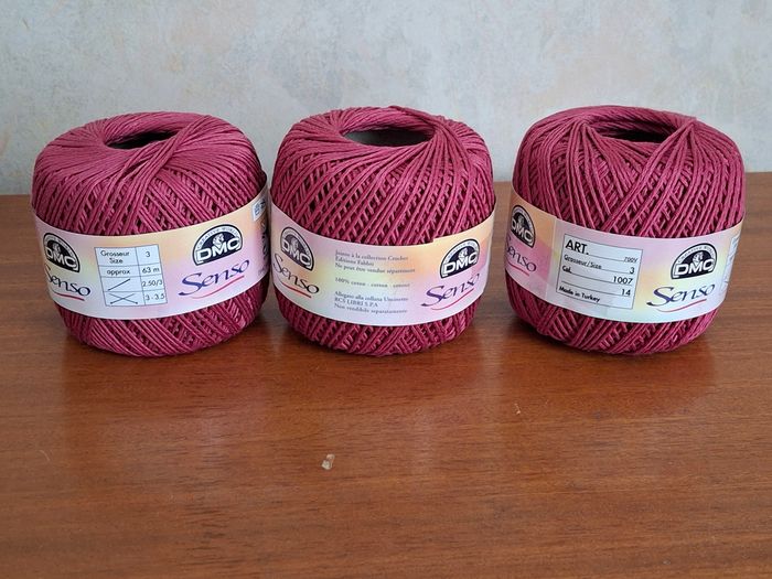 3 pelotes de fil pour crochet, fushia foncé - photo numéro 2