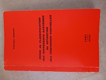 essai de classification des différents systèmes de rétention des prothèses partielles