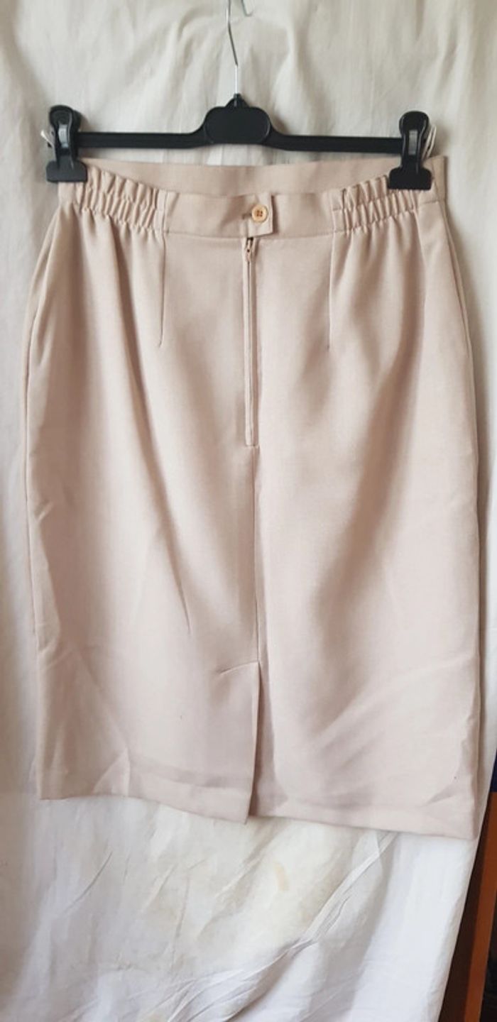 Jupe droite - photo numéro 3