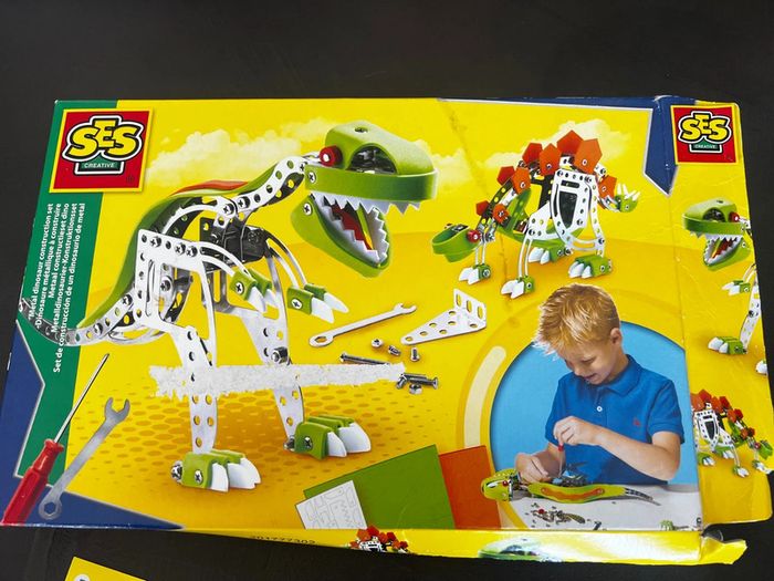 SES Creative 14958 - Dinosaure métallique à construire