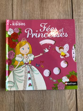 Joli livre Fées et princesses